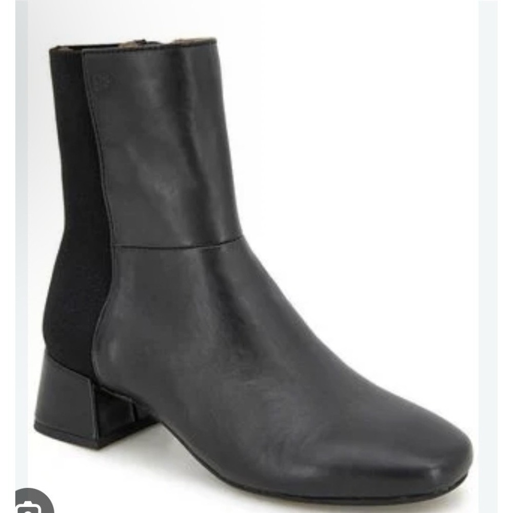 Gentle Souls by Kenneth Cole Eileen Stretch Leather Side Zip Boot Size 5 Black